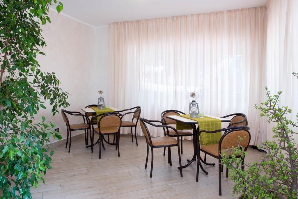 Residence Oleandro Pietra Ligure Exterior foto