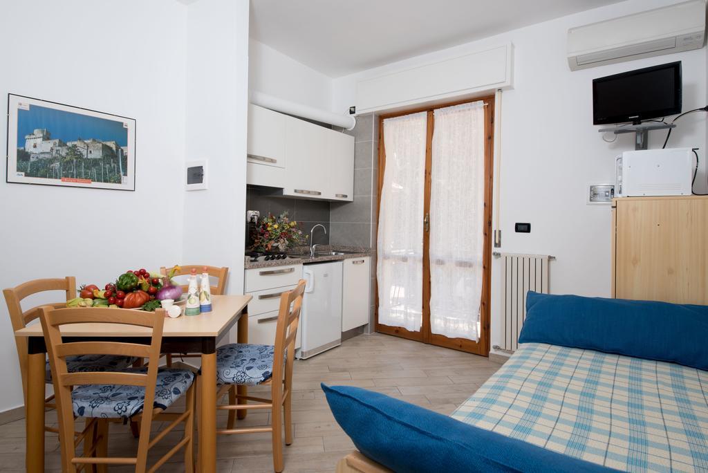 Residence Oleandro Pietra Ligure Quarto foto