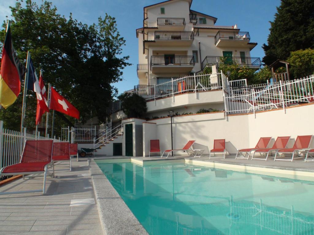 Residence Oleandro Pietra Ligure Exterior foto