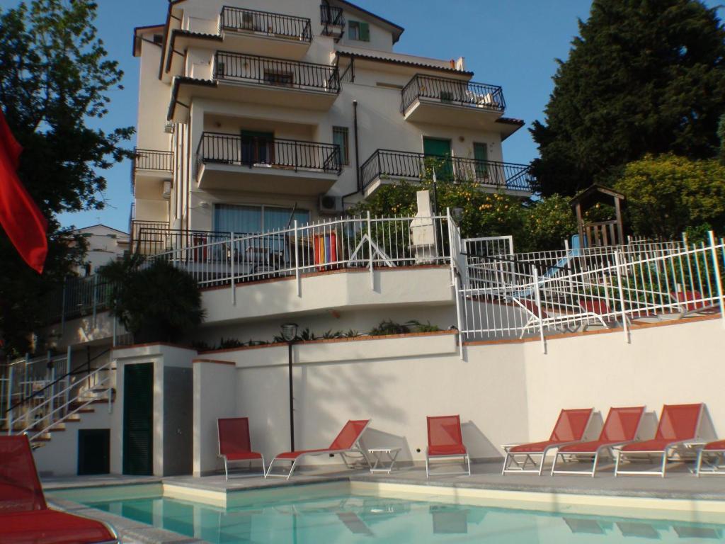 Residence Oleandro Pietra Ligure Exterior foto